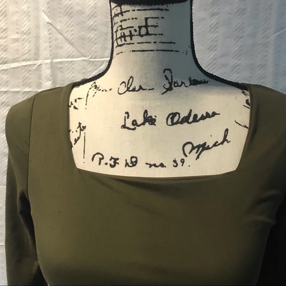 MWT Super Soft Fitted Square Neck Top - Picture 2 of 16